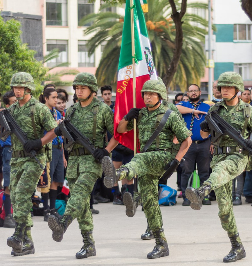 BANDO INSTRUMENTOS PARA BANDAS DE GUERRA