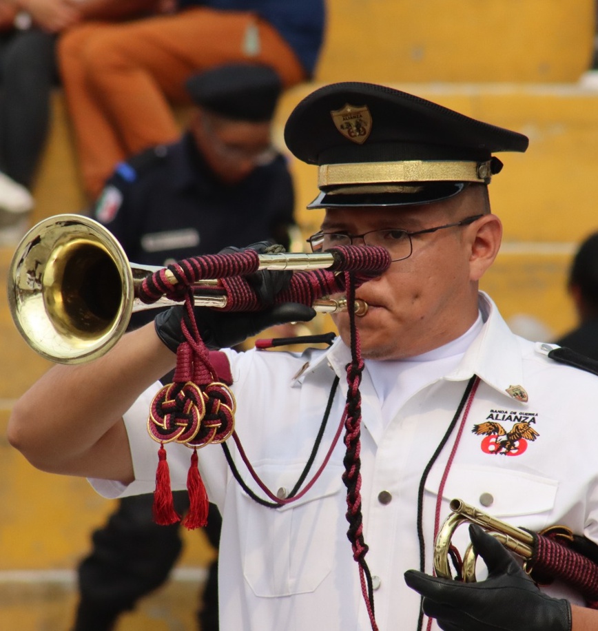 BANDO INSTRUMENTOS PARA BANDAS DE GUERRA