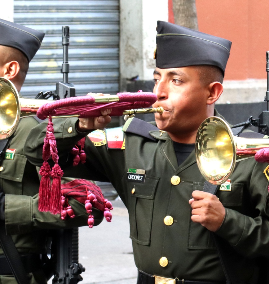 BANDO INSTRUMENTOS PARA BANDAS DE GUERRA